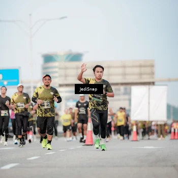 Runner Photo 6707145