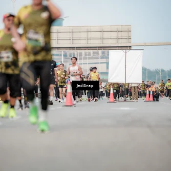 Runner Photo 6707163