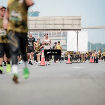 Runner Photo 6707164