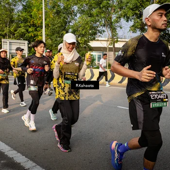 Runner Photo 6707176