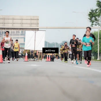 Runner Photo 6707188
