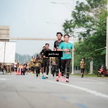 Runner Photo 6707226
