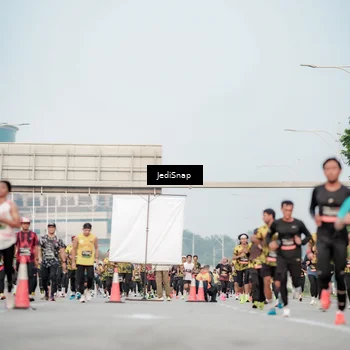 Runner Photo 6707278
