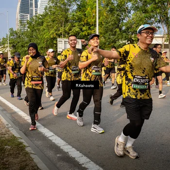 Runner Photo 6707291
