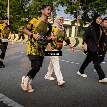 Runner Photo 6707395