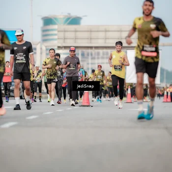 Runner Photo 6707421