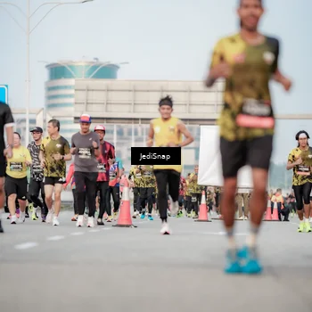 Runner Photo 6707422