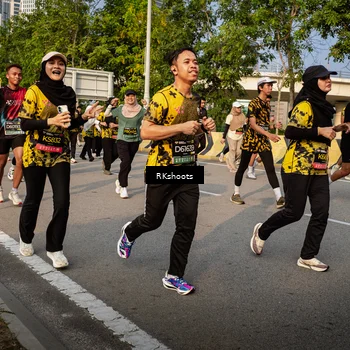 Runner Photo 6707426