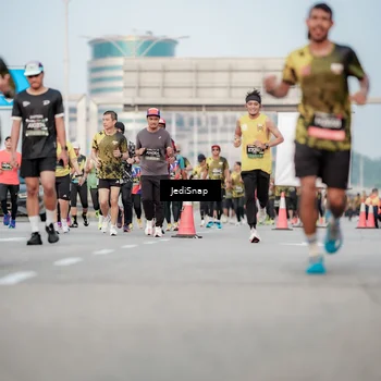 Runner Photo 6707467
