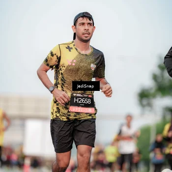Runner Photo 6707471