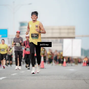 Runner Photo 6707527