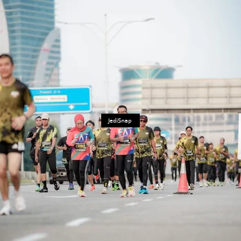 Runner Photo 6707622