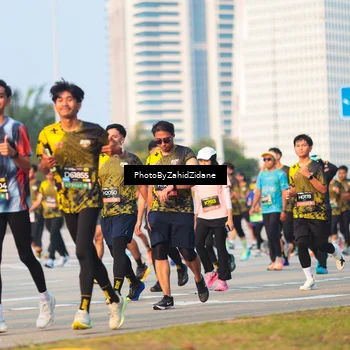 Runner Photo 6707646