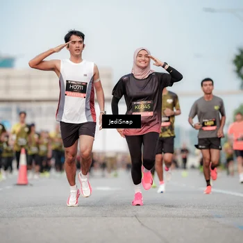 Runner Photo 6707651