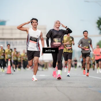 Runner Photo 6707653