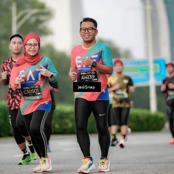 Runner Photo 6707710