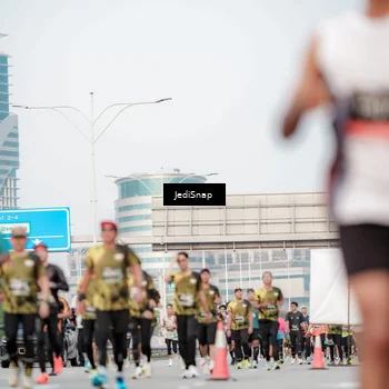 Runner Photo 6707722
