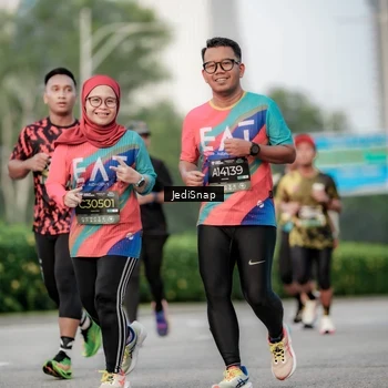 Runner Photo 6707733