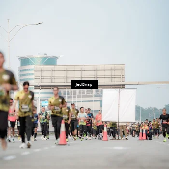 Runner Photo 6707758