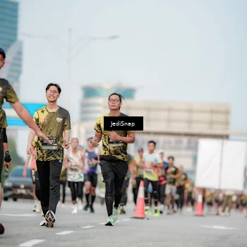 Runner Photo 6707827
