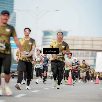 Runner Photo 6707830
