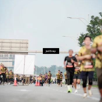 Runner Photo 6707842
