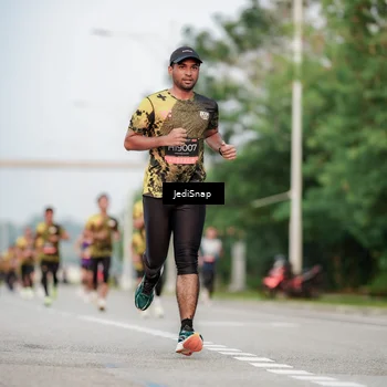 Runner Photo 6707881