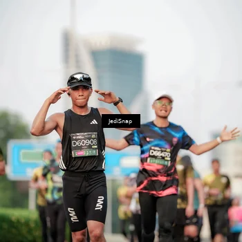 Runner Photo 6707882