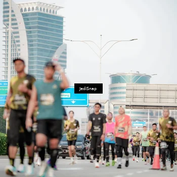 Runner Photo 6707886