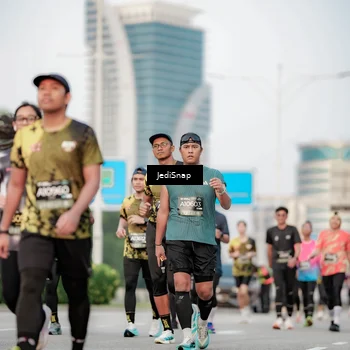 Runner Photo 6707887