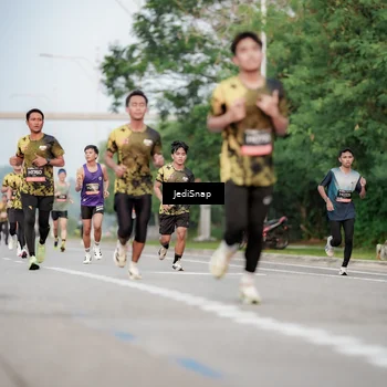 Runner Photo 6707900