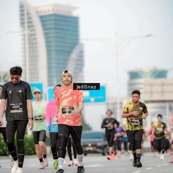 Runner Photo 6707931