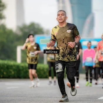Runner Photo 6707937