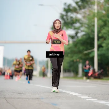 Runner Photo 6707967