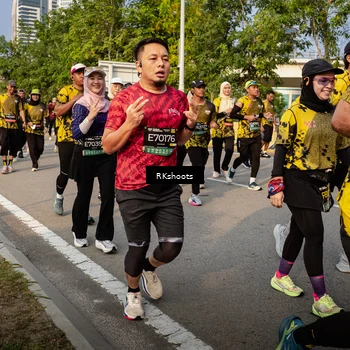 Runner Photo 6708015