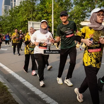 Runner Photo 6708035