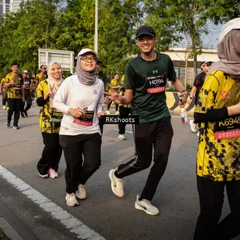 Runner Photo 6708036