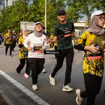 Runner Photo 6708044