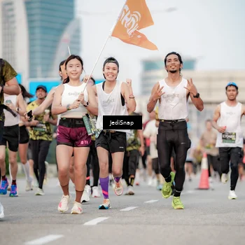 Runner Photo 6708050