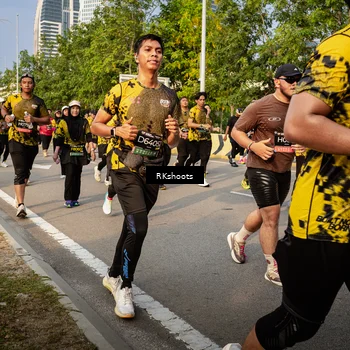 Runner Photo 6708054