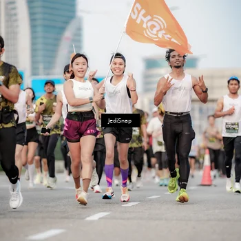 Runner Photo 6708057