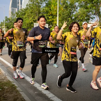 Runner Photo 6708058
