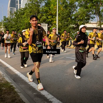 Runner Photo 6708072