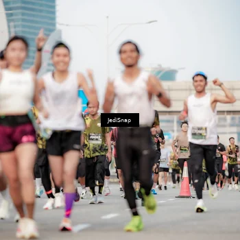 Runner Photo 6708083