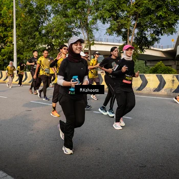 Runner Photo 6708090
