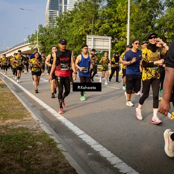 Runner Photo 6708123