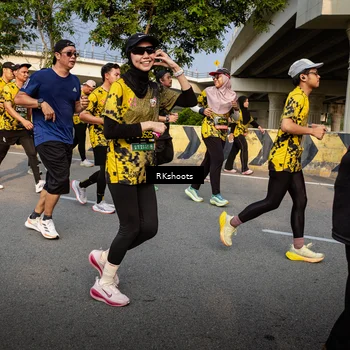 Runner Photo 6708125