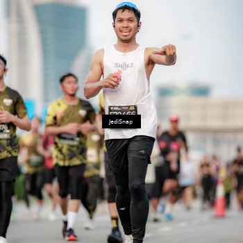 Runner Photo 6708134