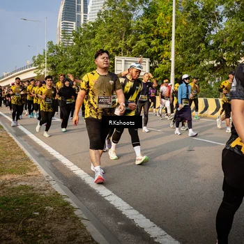 Runner Photo 6708158