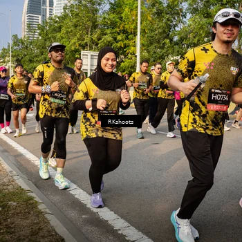 Runner Photo 6708165